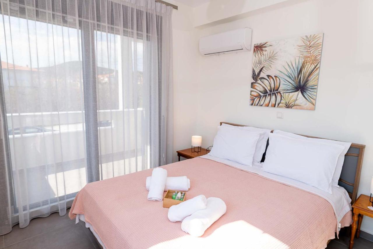 Filos Suites Nea Iraklitsa Exterior foto